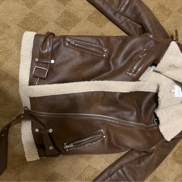 Avec les filles Sherpa lined jacket - extremely warm and in excellent condition - Picture 5 of 5